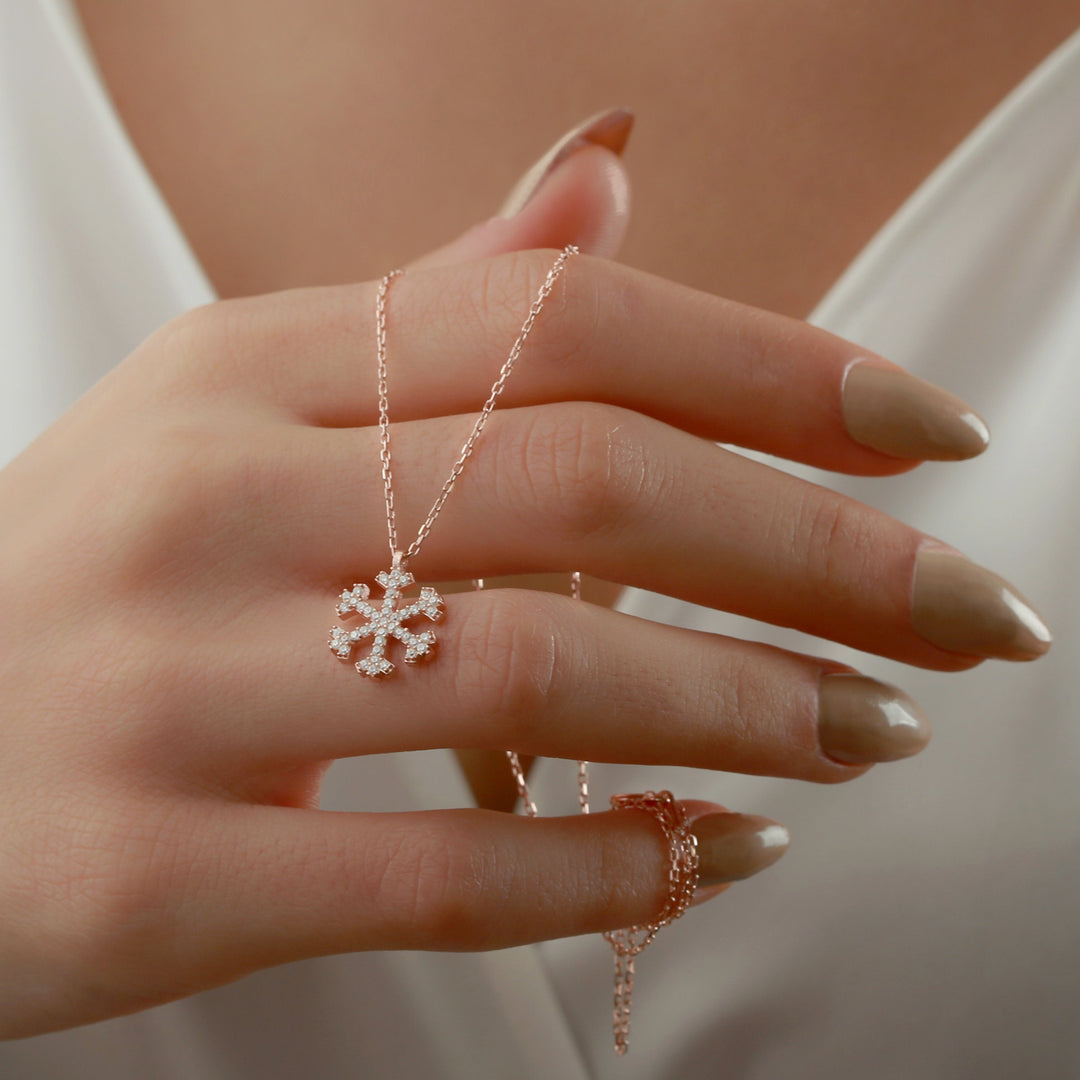 0.25 Carat Natural Diamond Snowflake Pendant Necklace for Christmas Gift | 14KT Gold